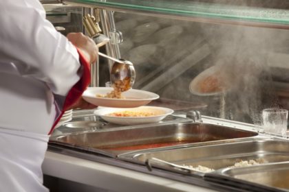 Messa a norma della cucina per la mensa dei poveri