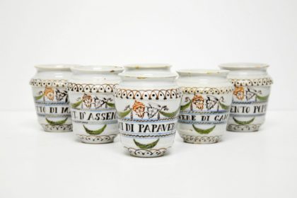 A Casa Saraceni la mostra “I Vasi della Vita. Storia e attualità delle piante officinali"