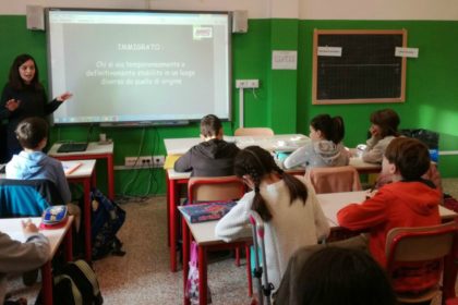 Amici dei Popoli Ong | A braccia aperte. Imparare l’accoglienza