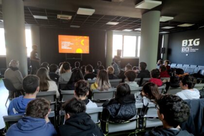 250 studenti bolognesi ripensano il futuro del pianeta con i programmi promossi insieme alla Fondazione Golinelli